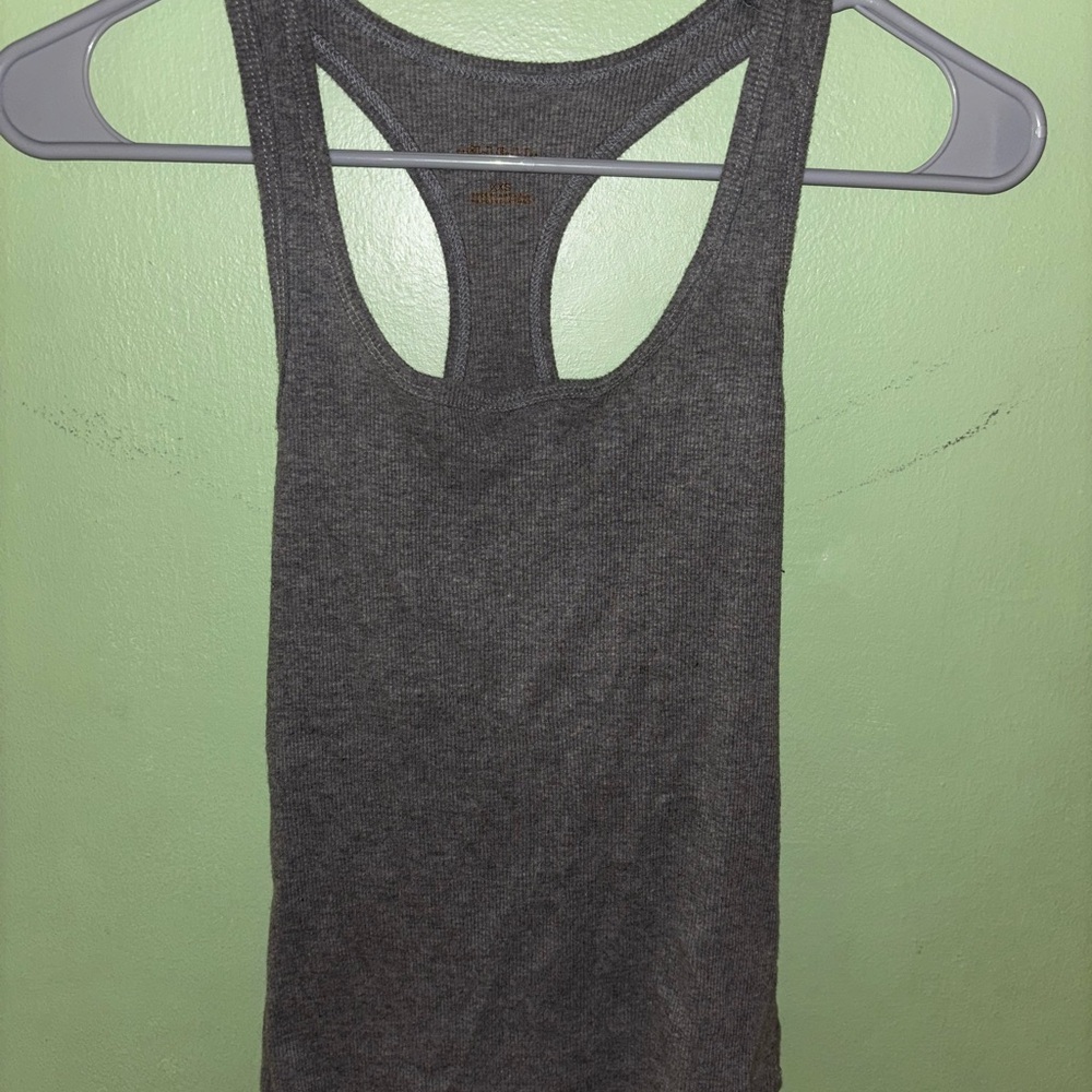 Wild Fable Gray Sleeveless Fitted Tank Top with Cut Out Design